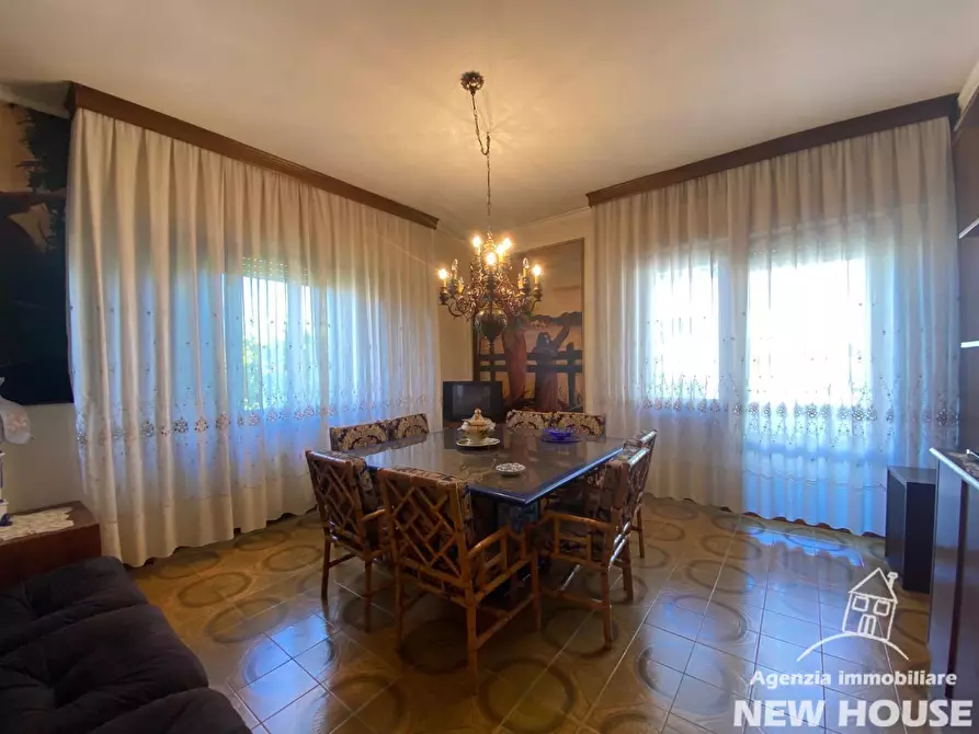 Immagine 23 di Villa in vendita  a San Giuliano Terme