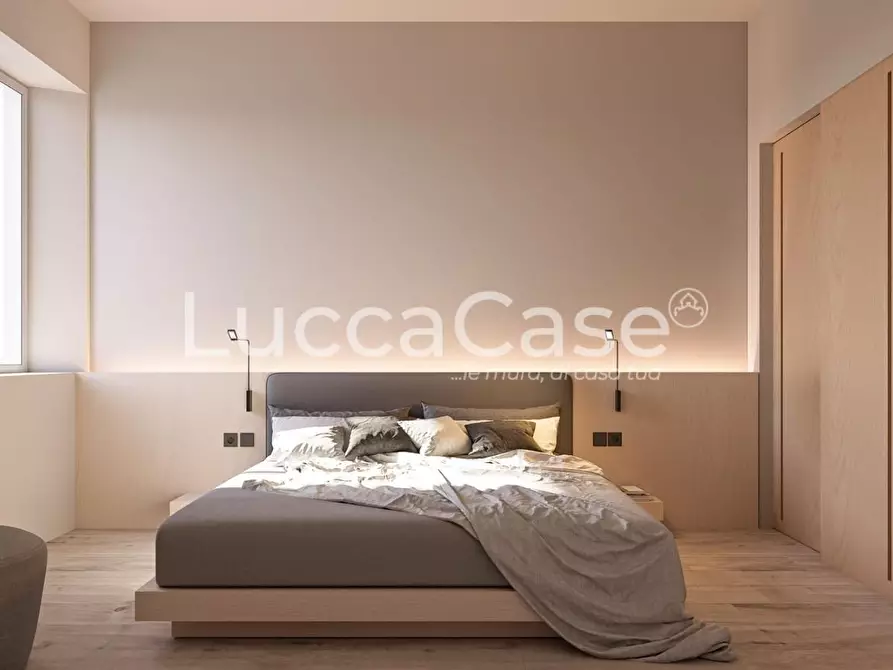 Immagine 3 di Appartamento in vendita  a Lucca