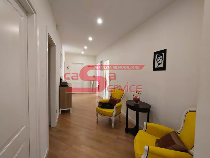 Immagine 1 di Appartamento in vendita  a Montecatini Terme