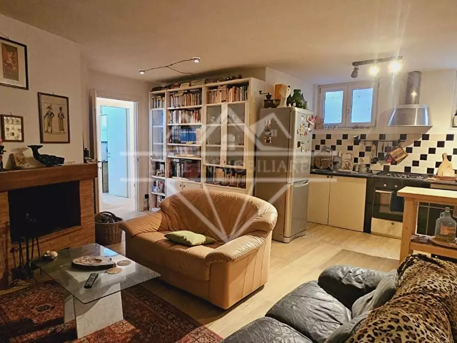 Immagine 60 di Villa in vendita  a Castelnuovo Magra