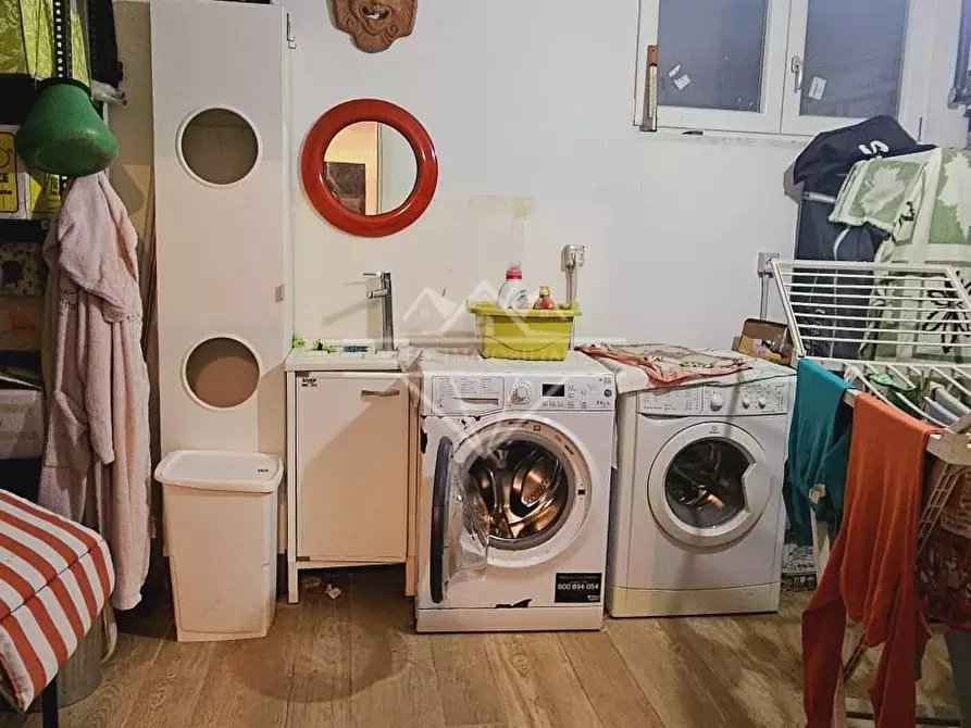 Immagine 57 di Villa in vendita  a Castelnuovo Magra