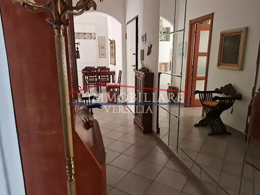 Immagine 8 di Appartamento in vendita  a Carrara