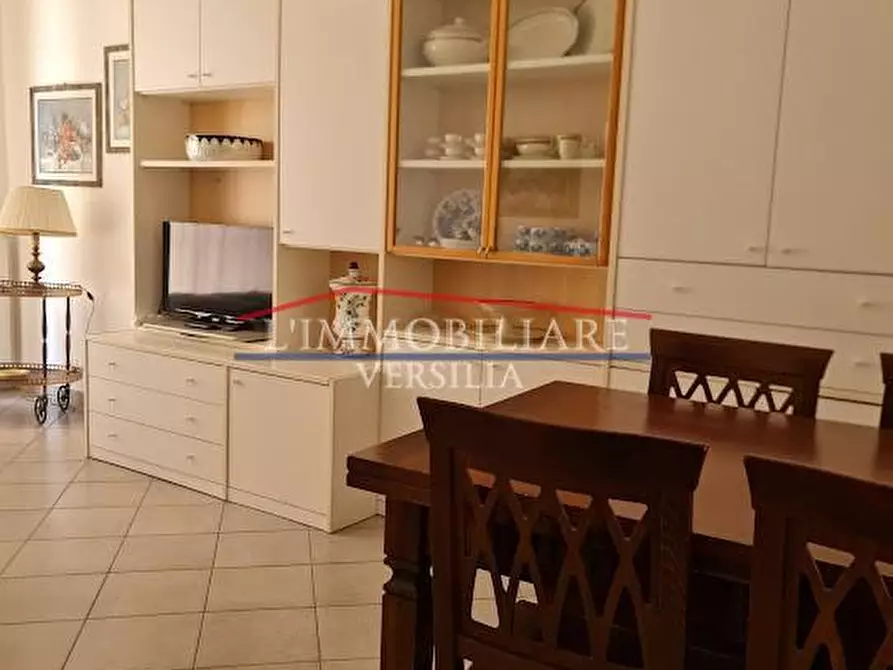 Immagine 1 di Appartamento in vendita  a Carrara