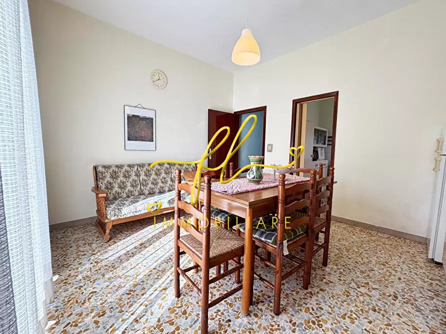 Immagine 7 di Appartamento in vendita  a Cecina