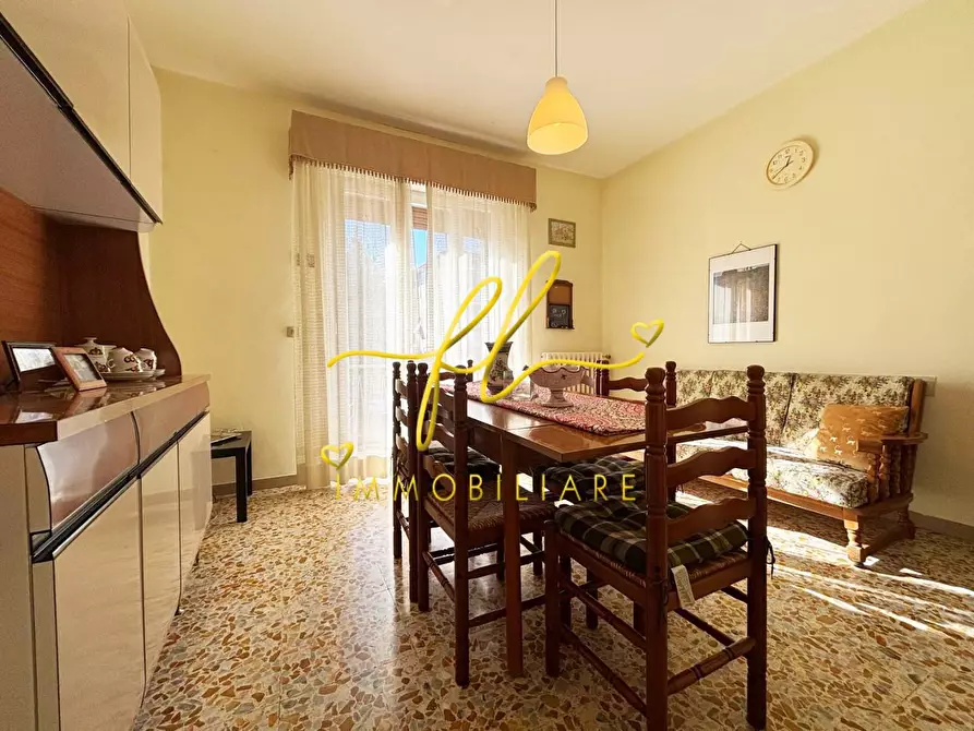 Immagine 13 di Appartamento in vendita  a Cecina