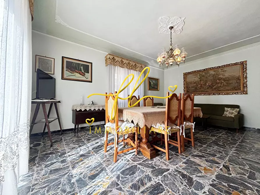 Immagine 2 di Appartamento in vendita  a Cecina