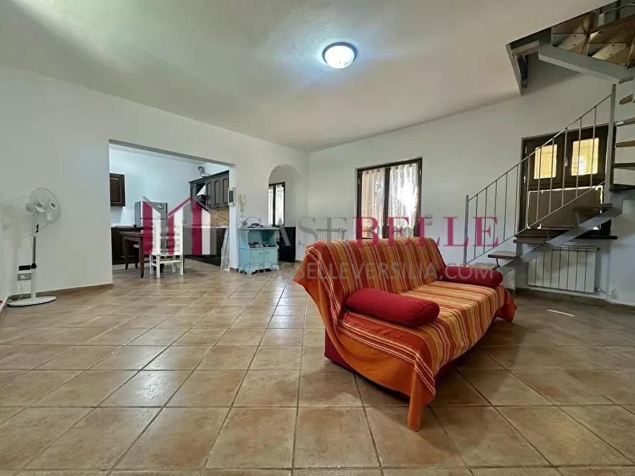 Immagine 1 di Casa bifamiliare in vendita  a Pietrasanta