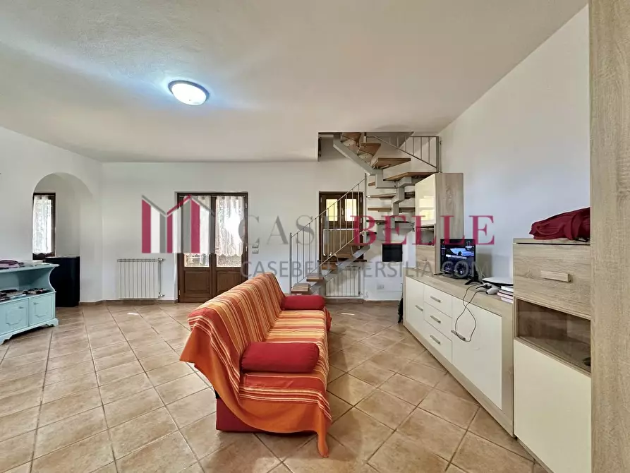 Immagine 3 di Casa bifamiliare in vendita  a Pietrasanta