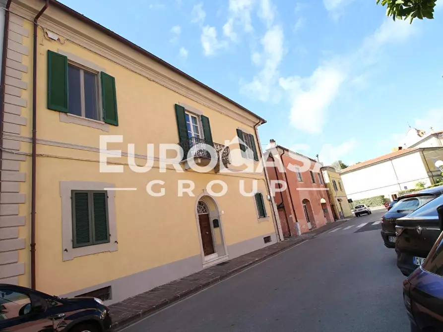 Immagine 2 di Appartamento in vendita  a San Giuliano Terme