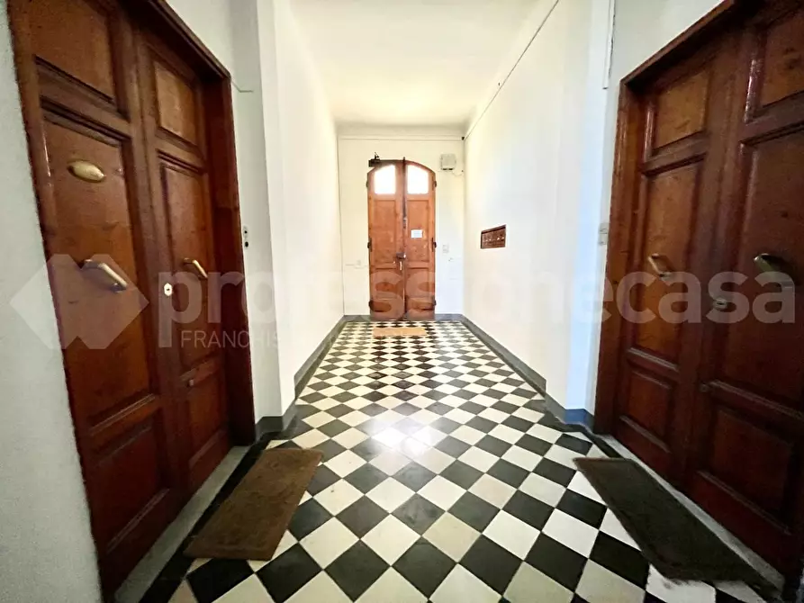 Immagine 28 di Appartamento in vendita  a Pisa