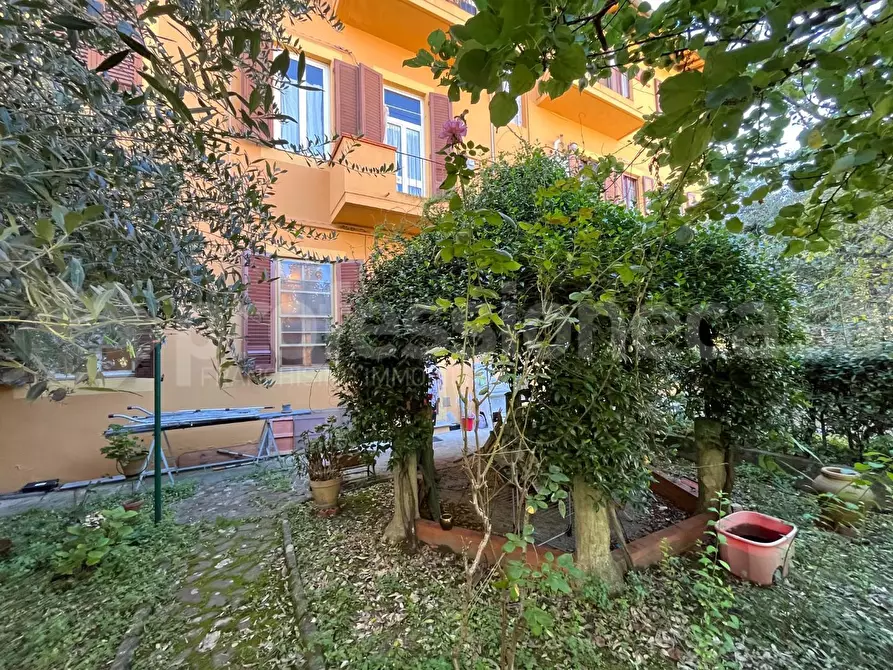 Immagine 9 di Appartamento in vendita  a Pisa