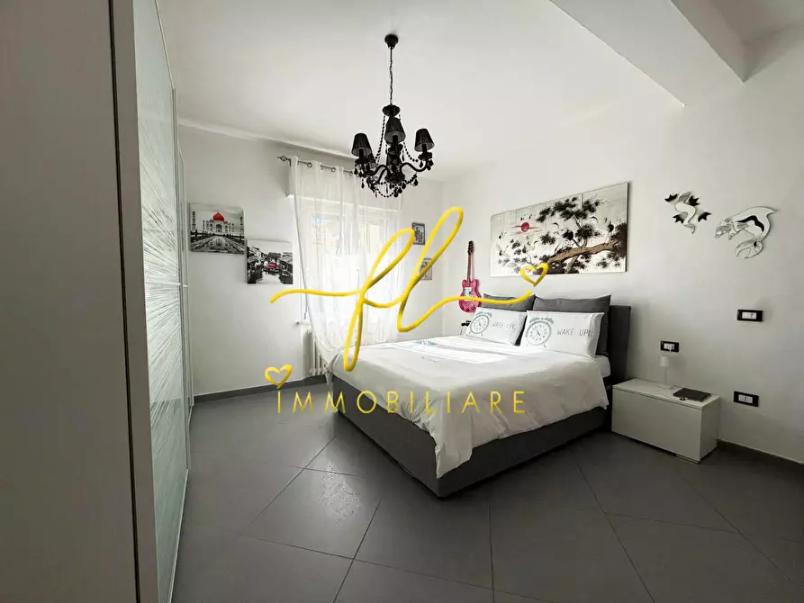 Immagine 17 di Appartamento in vendita  a Cecina