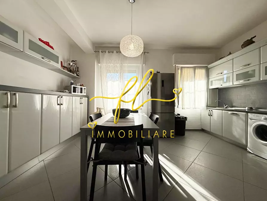 Immagine 12 di Appartamento in vendita  a Cecina