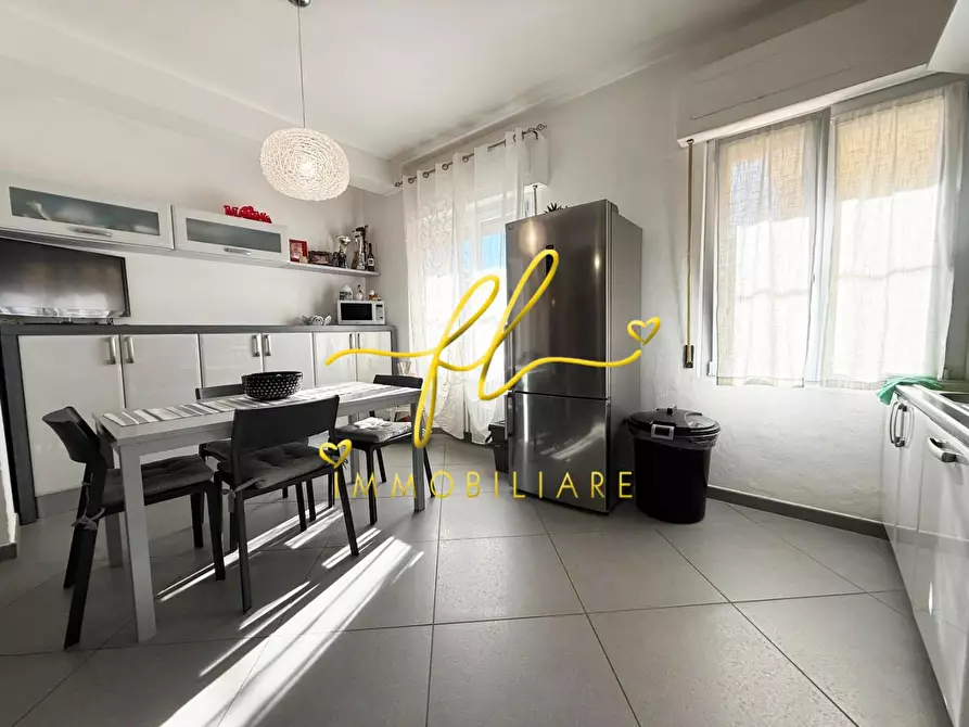 Immagine 9 di Appartamento in vendita  a Cecina