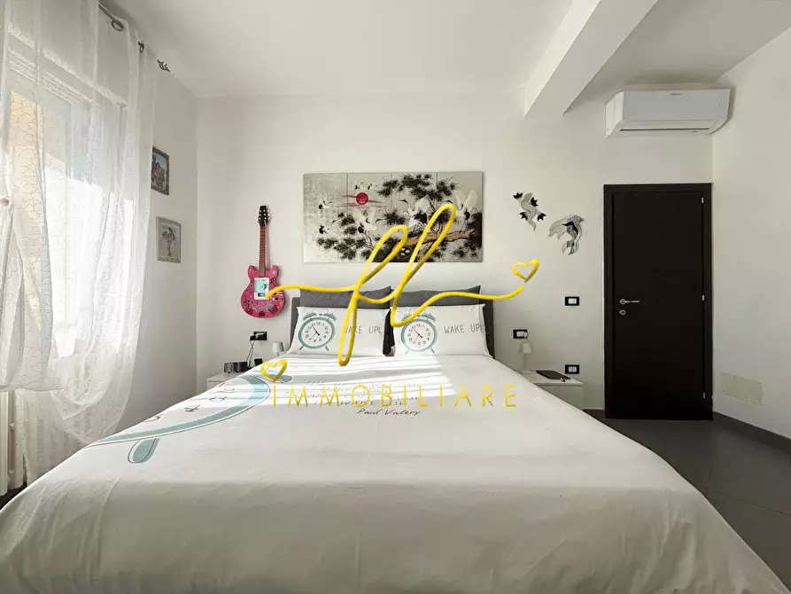 Immagine 16 di Appartamento in vendita  a Cecina