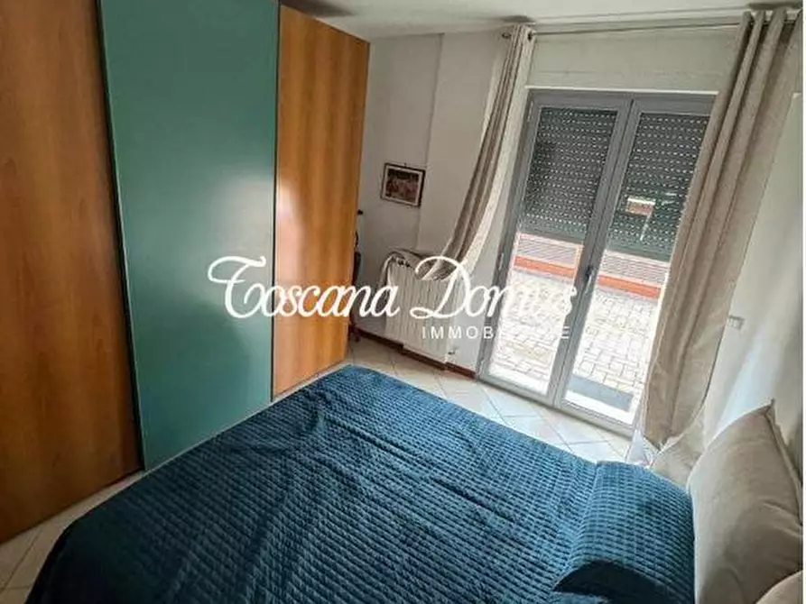 Immagine 10 di Appartamento in vendita  a Siena