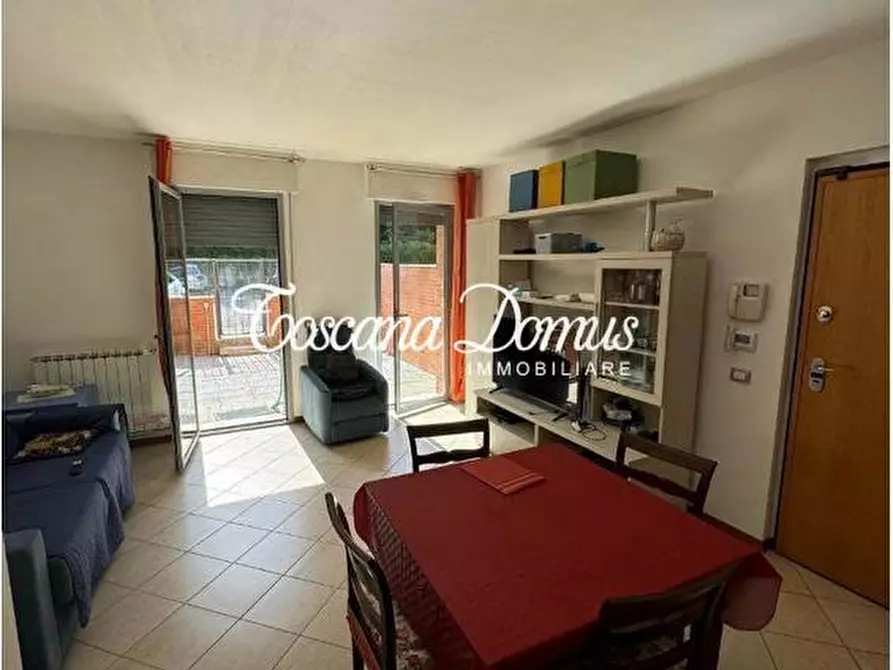 Immagine 3 di Appartamento in vendita  a Siena