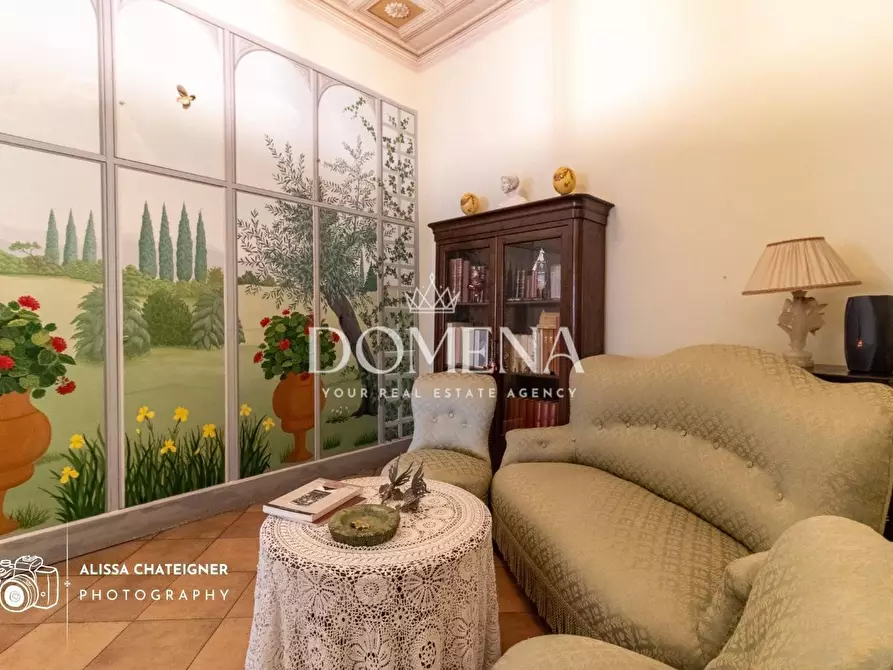 Immagine 3 di Appartamento in vendita  a Siena