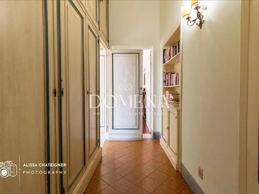 Immagine 28 di Appartamento in vendita  a Siena