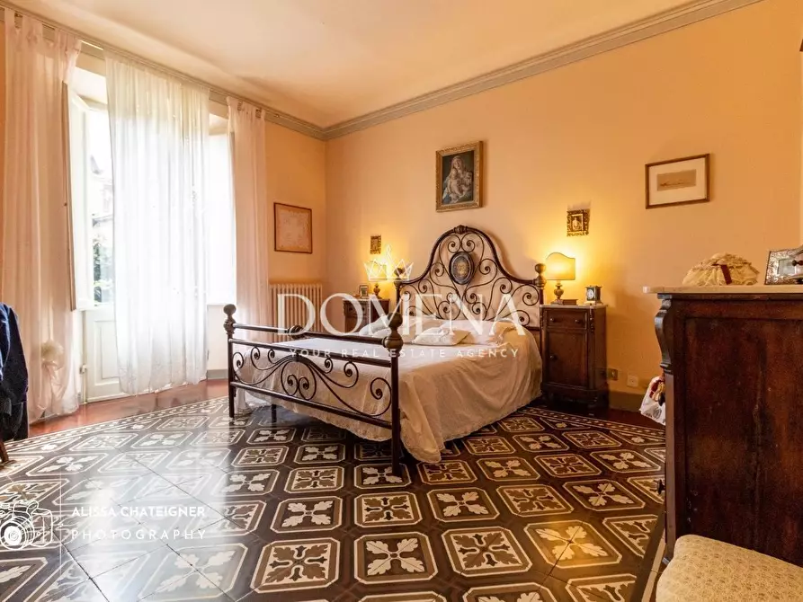 Immagine 31 di Appartamento in vendita  a Siena