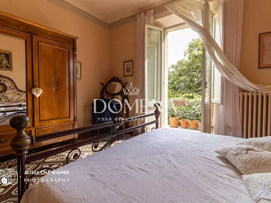 Immagine 36 di Appartamento in vendita  a Siena