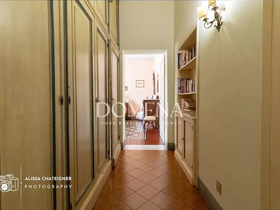 Immagine 27 di Appartamento in vendita  a Siena