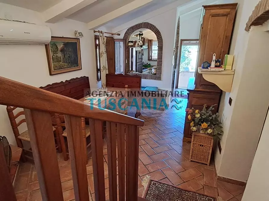 Immagine 5 di Appartamento in vendita  a Cecina