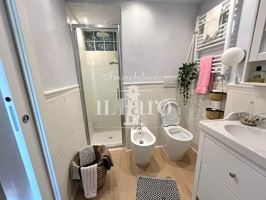 Immagine 8 di Appartamento in vendita  a Signa