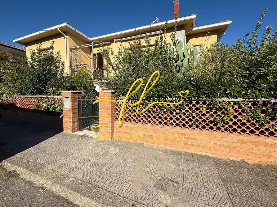 Immagine 30 di Villa in vendita  a Cecina