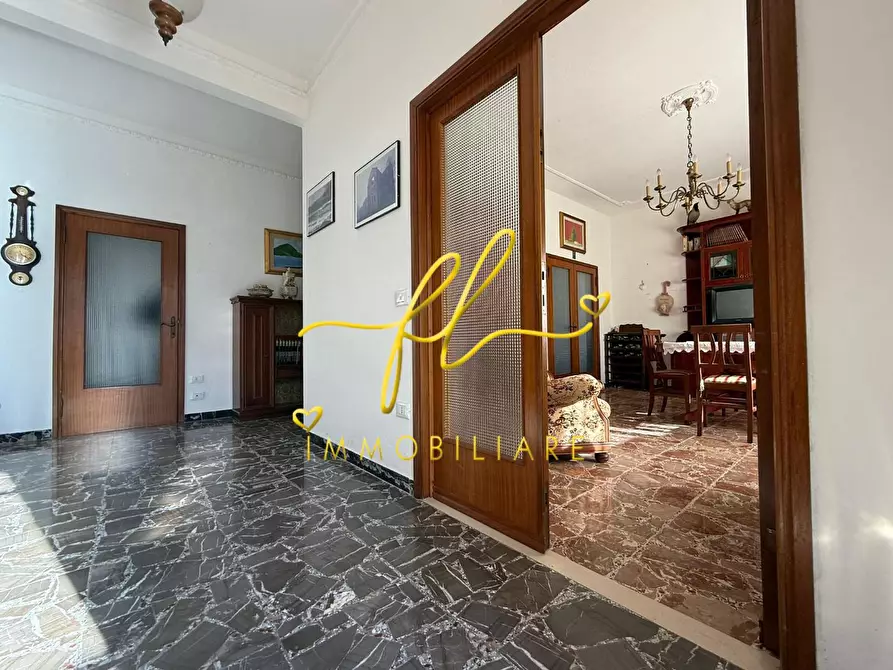 Immagine 3 di Villa in vendita  a Cecina