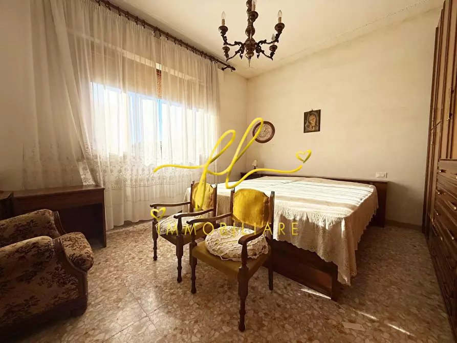 Immagine 15 di Villa in vendita  a Cecina