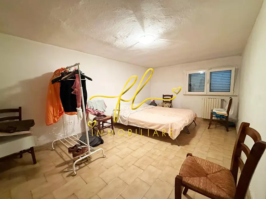 Immagine 25 di Villa in vendita  a Cecina