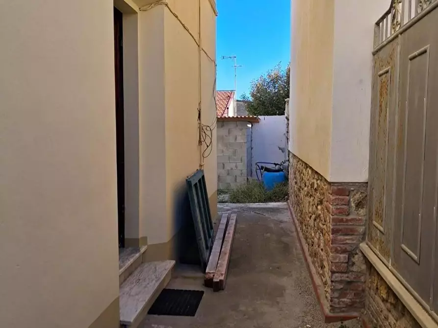 Immagine 2 di Casa bifamiliare in vendita  a Pisa