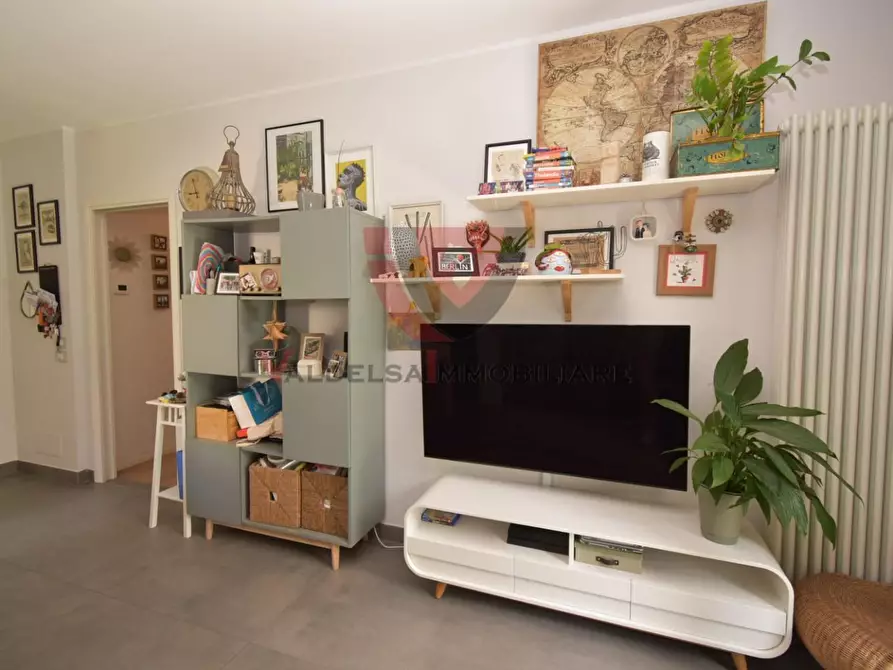 Immagine 13 di Appartamento in vendita  a Colle Di Val D'elsa