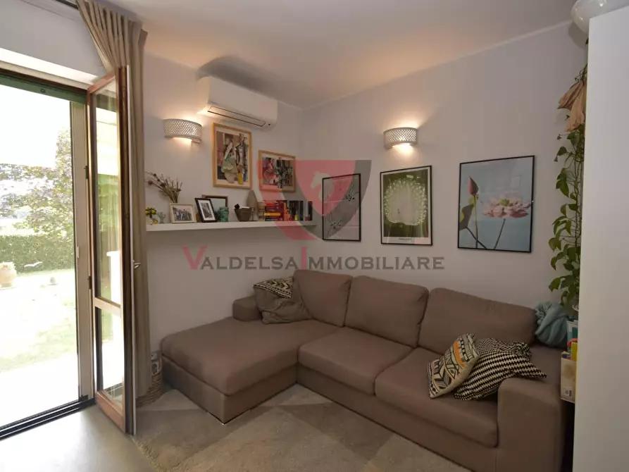 Immagine 15 di Appartamento in vendita  a Colle Di Val D'elsa