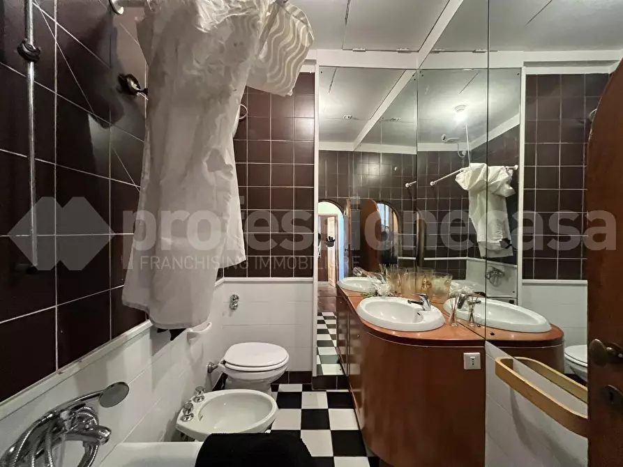 Immagine 27 di Terratetto in vendita  a Pisa