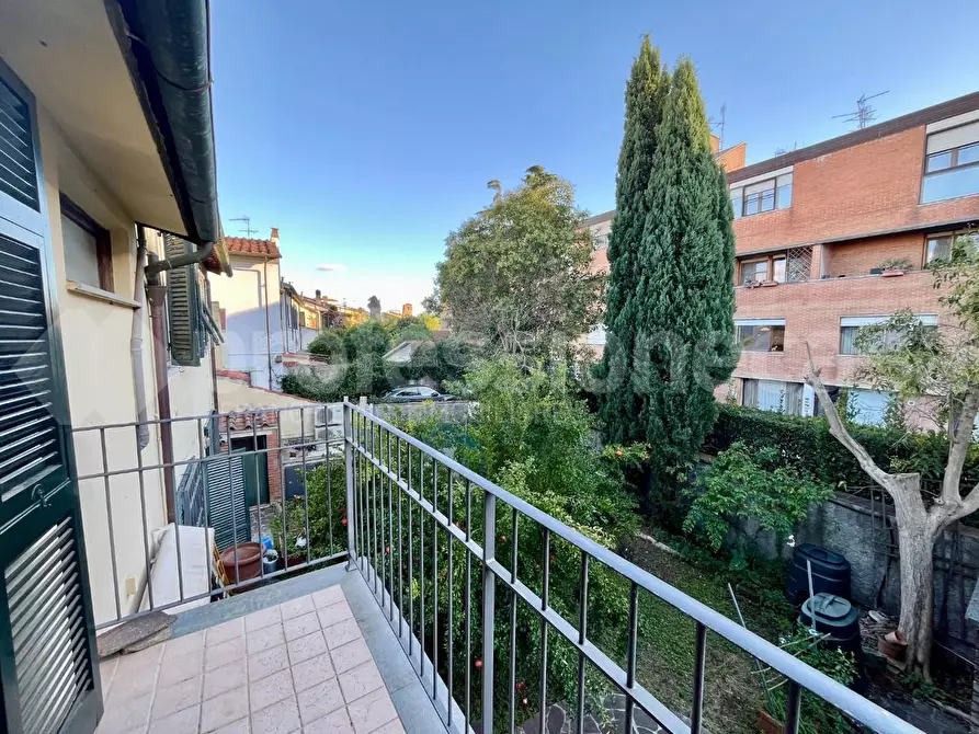 Immagine 15 di Terratetto in vendita  a Pisa