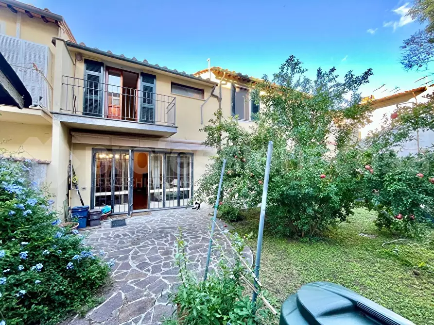 Immagine 7 di Terratetto in vendita  a Pisa