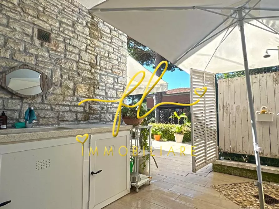 Immagine 4 di Appartamento in vendita  a Rosignano Marittimo