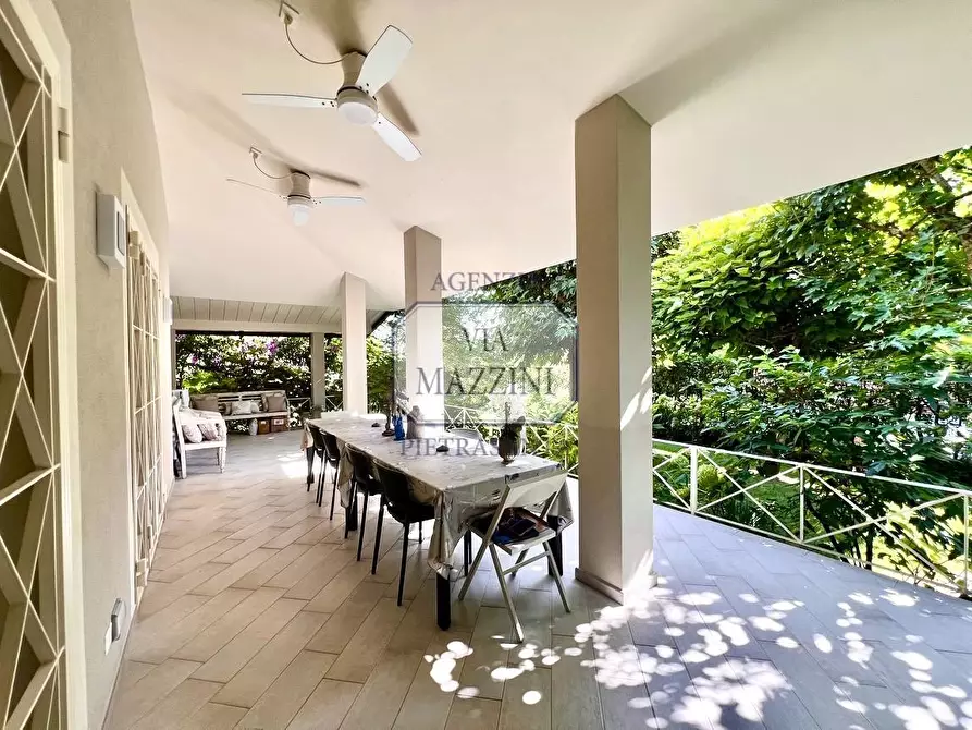 Immagine 6 di Casa bifamiliare in vendita  a Forte Dei Marmi