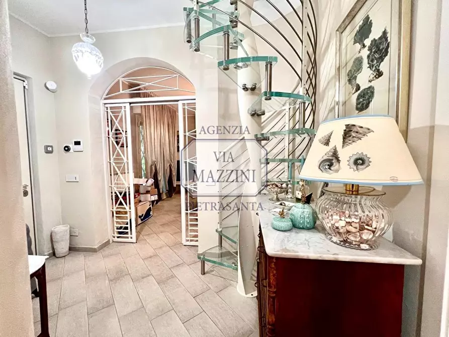 Immagine 23 di Casa bifamiliare in vendita  a Forte Dei Marmi