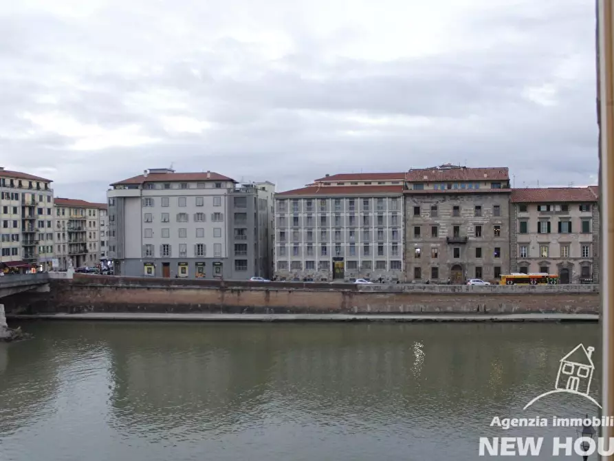 Immagine 64 di Appartamento in vendita  a Pisa