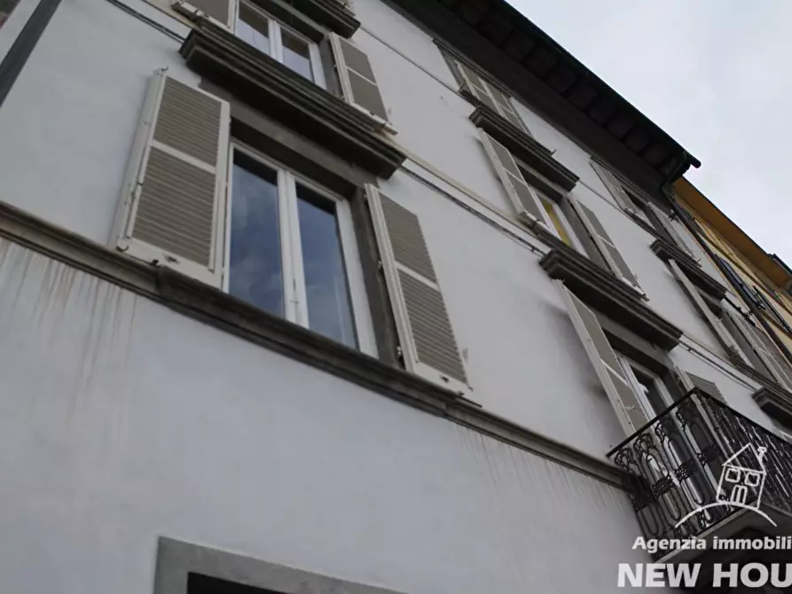 Immagine 66 di Appartamento in vendita  a Pisa