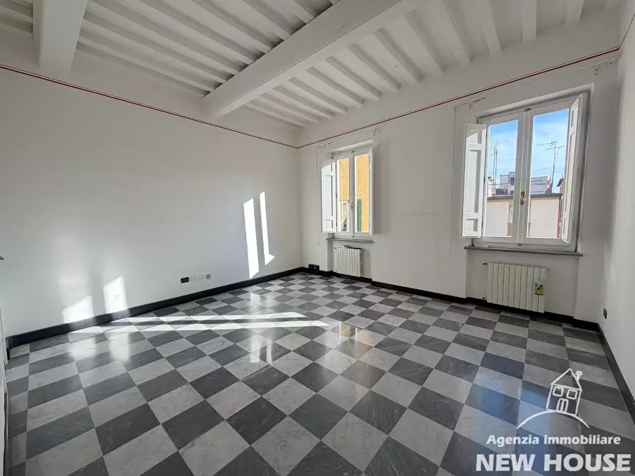 Immagine 60 di Appartamento in vendita  a Pisa