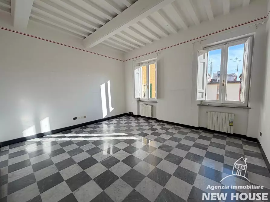 Immagine 61 di Appartamento in vendita  a Pisa