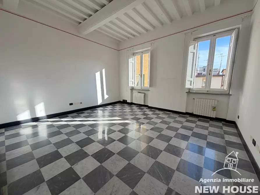 Immagine 44 di Appartamento in vendita  a Pisa