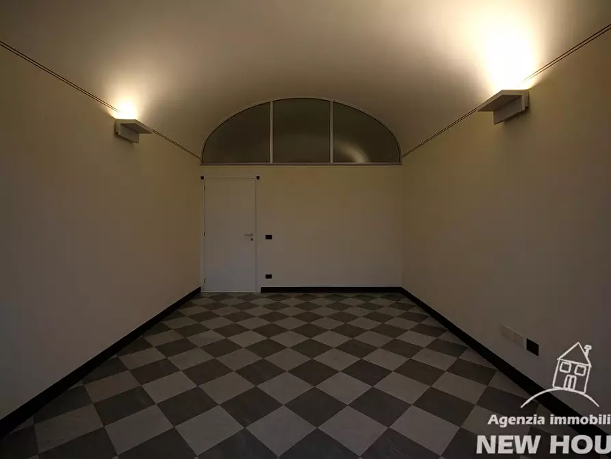 Immagine 30 di Appartamento in vendita  a Pisa