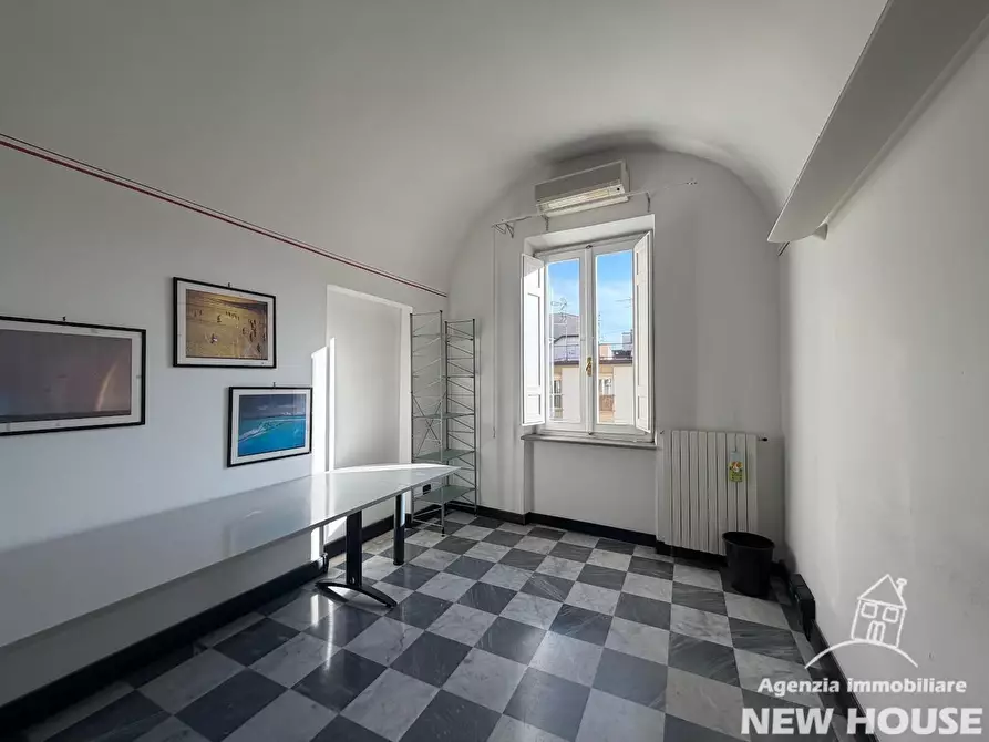 Immagine 56 di Appartamento in vendita  a Pisa