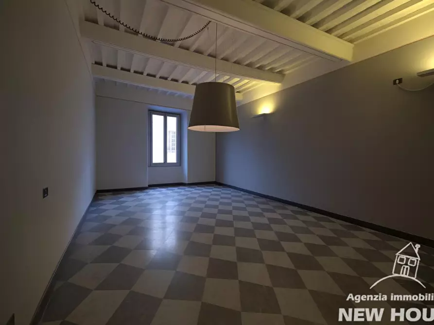 Immagine 22 di Appartamento in vendita  a Pisa