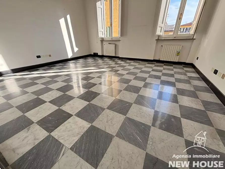 Immagine 40 di Appartamento in vendita  a Pisa